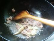 双耳炒肉片的做法