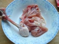 炙美味鸡火锅的做法