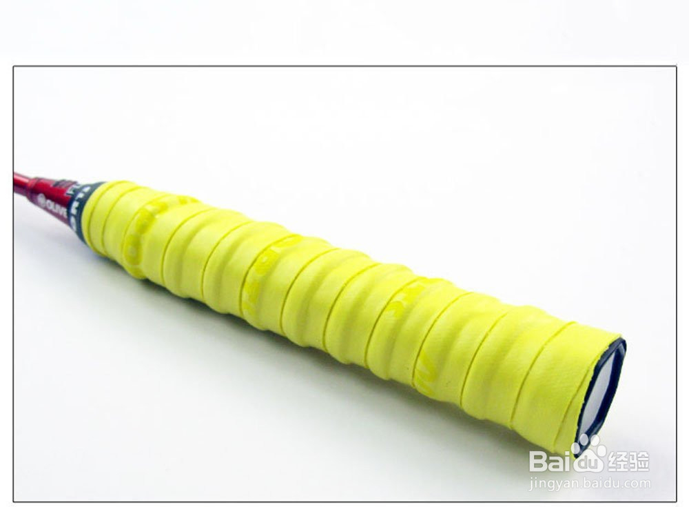 新手打羽毛球需要准备什么东西