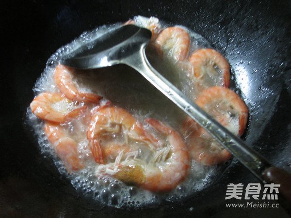 鲜虾煮粉丝的做法