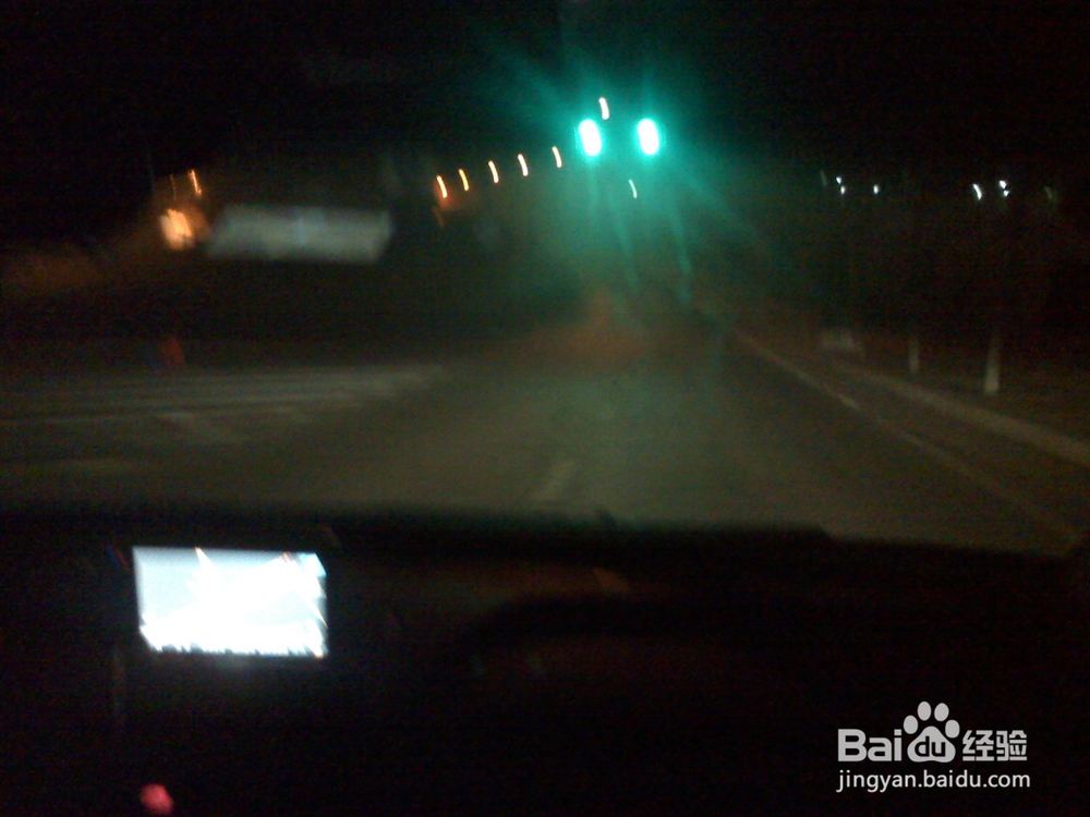 夜间人和车辆怎样安全出行--7