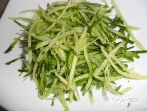 黄瓜拌猪耳的做法
