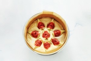 无花果杏仁蛋糕的做法