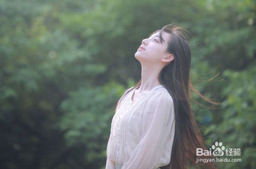 该怎么挽回女友？