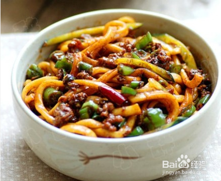 美食煮意：肉酱干拌面