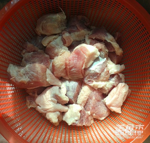 玉米山药猪蹄汤