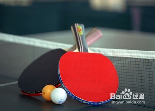 利用正手弧圈球突破对方防线(上)