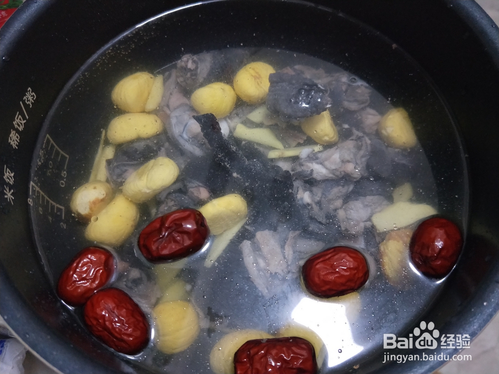 诱惑味蕾的板栗鸡汤面