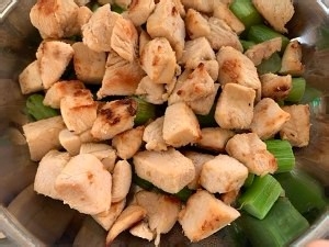 怎么做咸鱼鸡粒炒饭