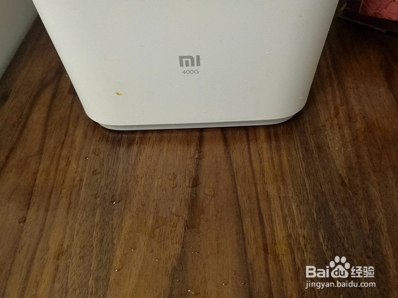 使用木蜡油涂刷多层板贴木皮台面防水方法
