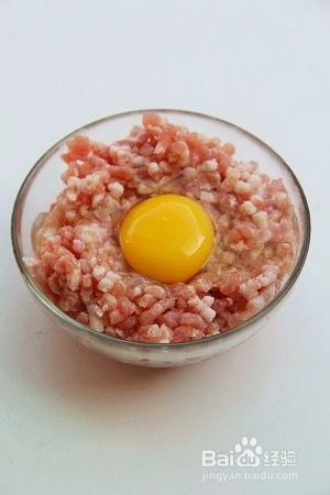 蕃茄包菜肉丸怎么做？番茄炒出纯正的酸味