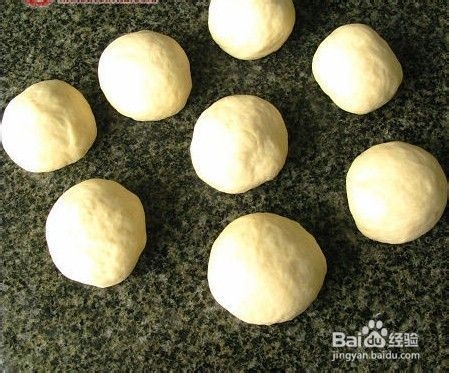 如何做全麦罗勒面包