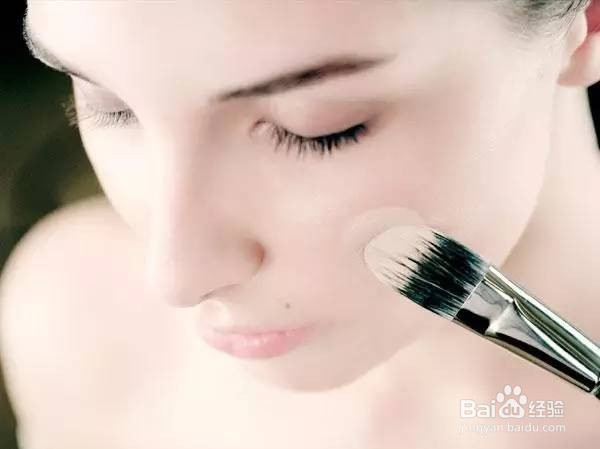 山茶花油化彩妆步骤