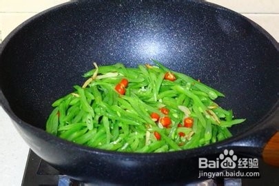 扁豆炒肉丝家常做法与窍门
