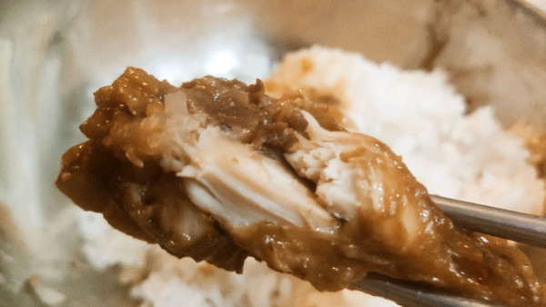 一人食~香菇鸡肉炖~极简美食