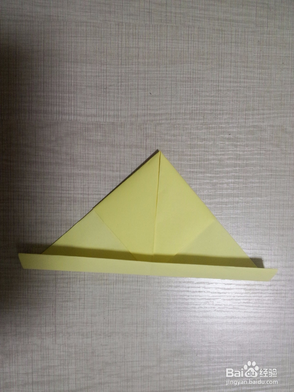 如何折叠纸青蛙