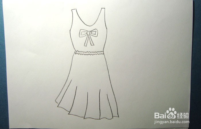 彩铅如何画背心连衣裙