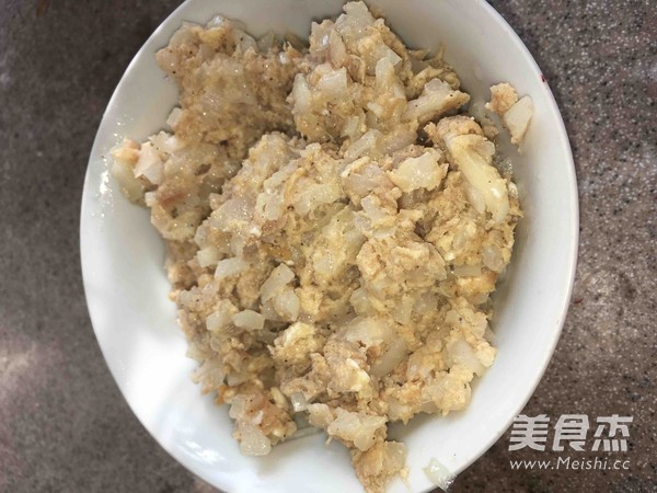 金枪鱼蛋饼的做法