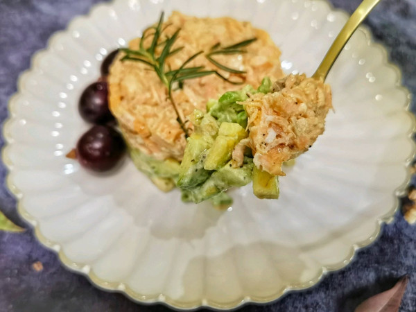 三文鱼牛油果塔塔