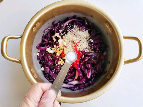 凉拌酸辣紫甘蓝