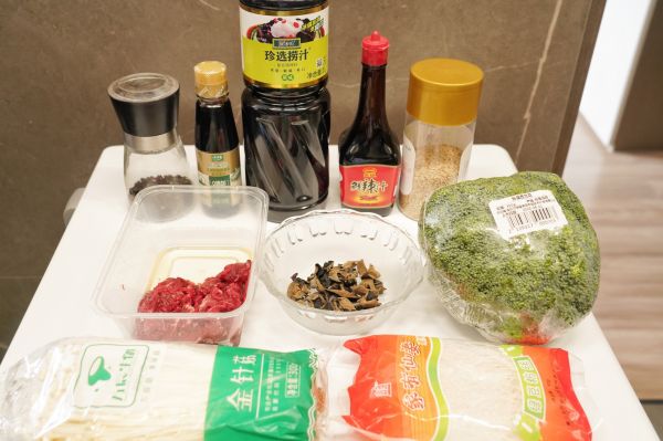 捞汁爽口牛肉粉丝