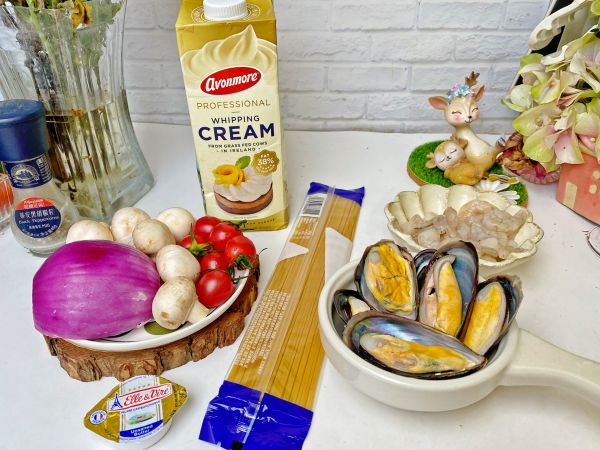 奶油青口贝意面