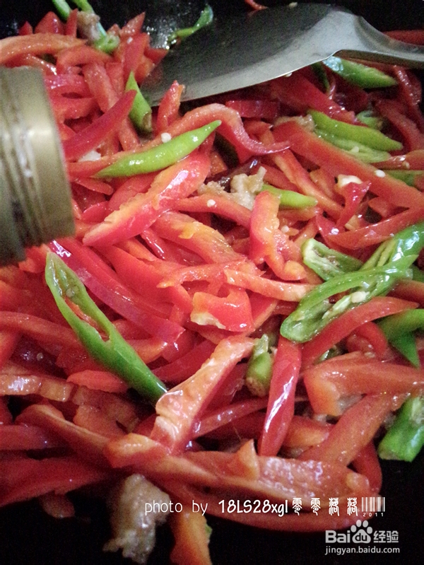 家常菜:双椒肉丝