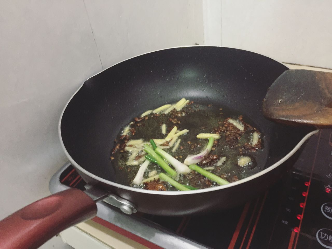 超美味的香到骨头里的辣子鸡,每一口都是满满的幸福!