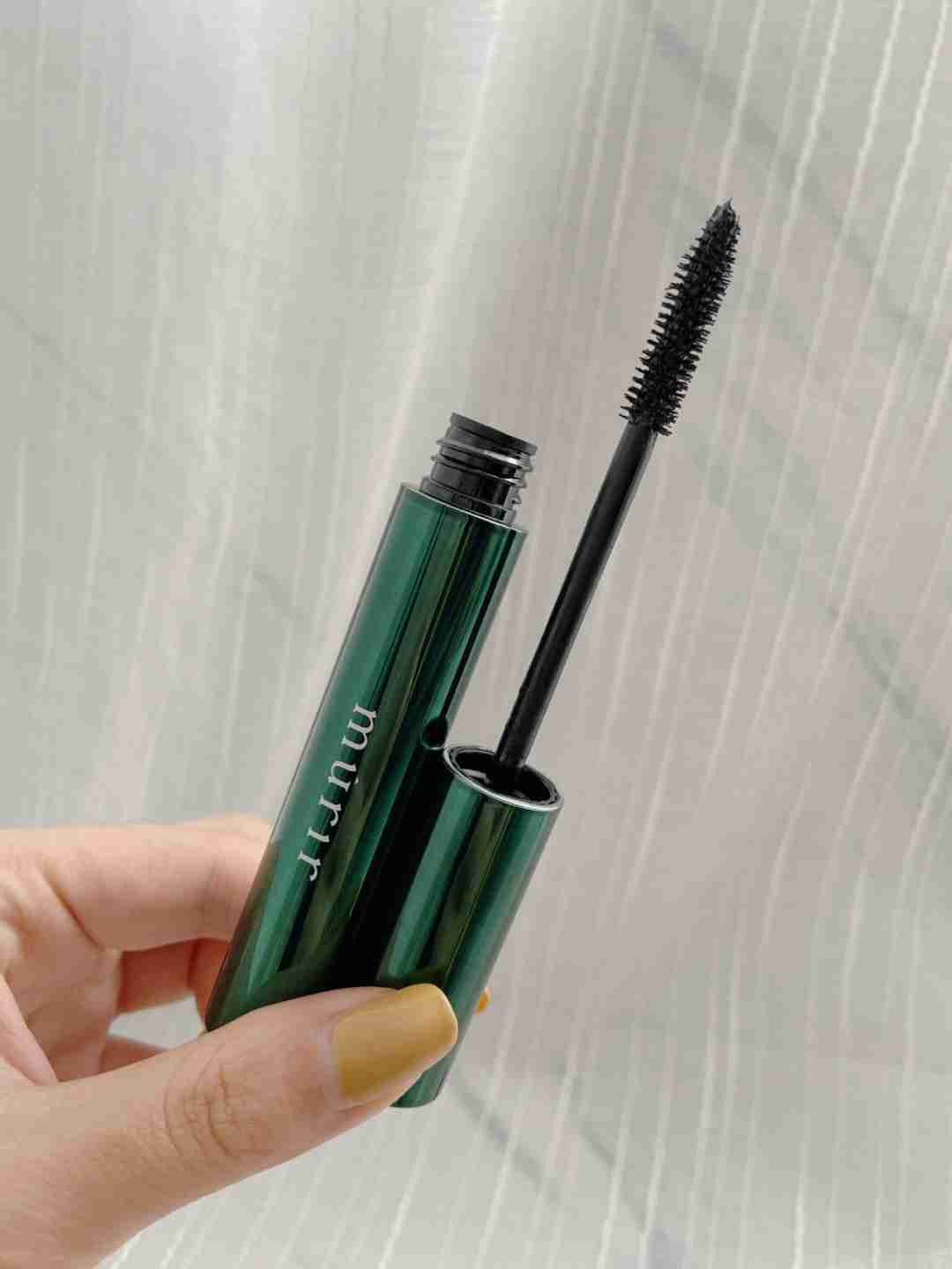 手残党轻松刷出太阳花睫毛！各路美妆博主也在用它