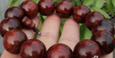 小叶紫檀手串如何鉴别好坏