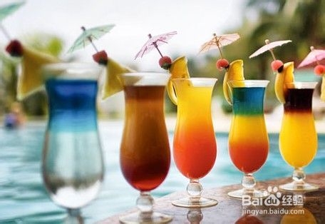 如何用二锅头调鸡尾酒？