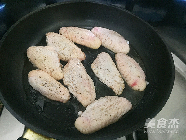 菠萝黑椒鸡翅