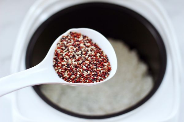 三色藜麦青菜饭团