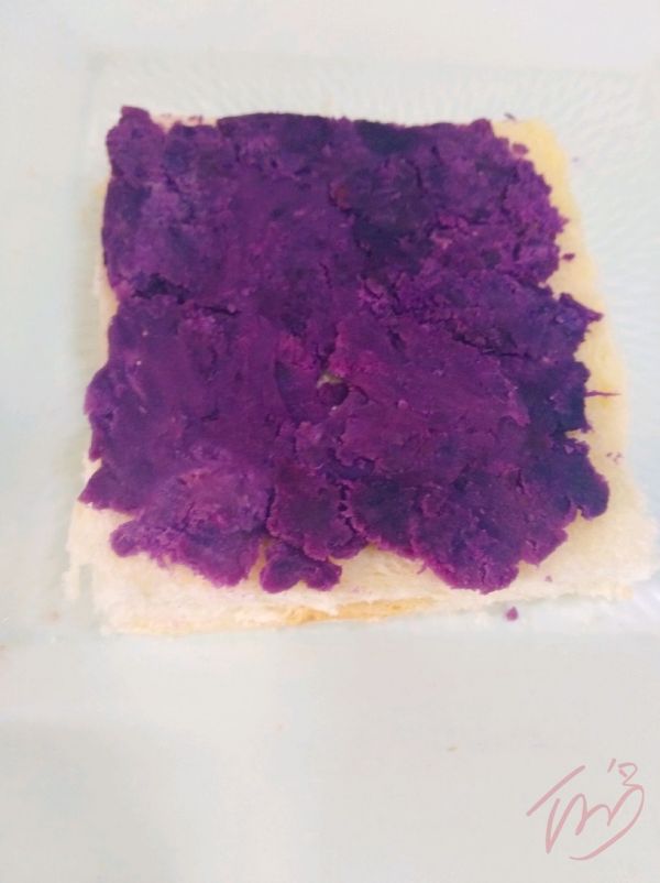 吐司新吃法紫薯三明治
