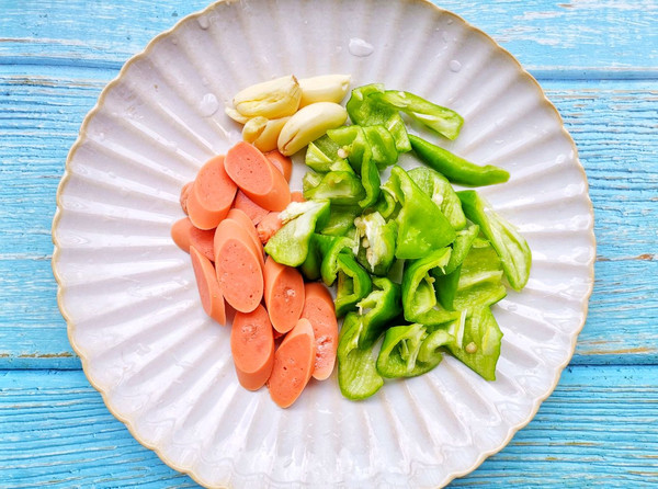 青椒火腿土豆粉