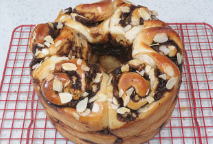 黑糖肉桂手斯包