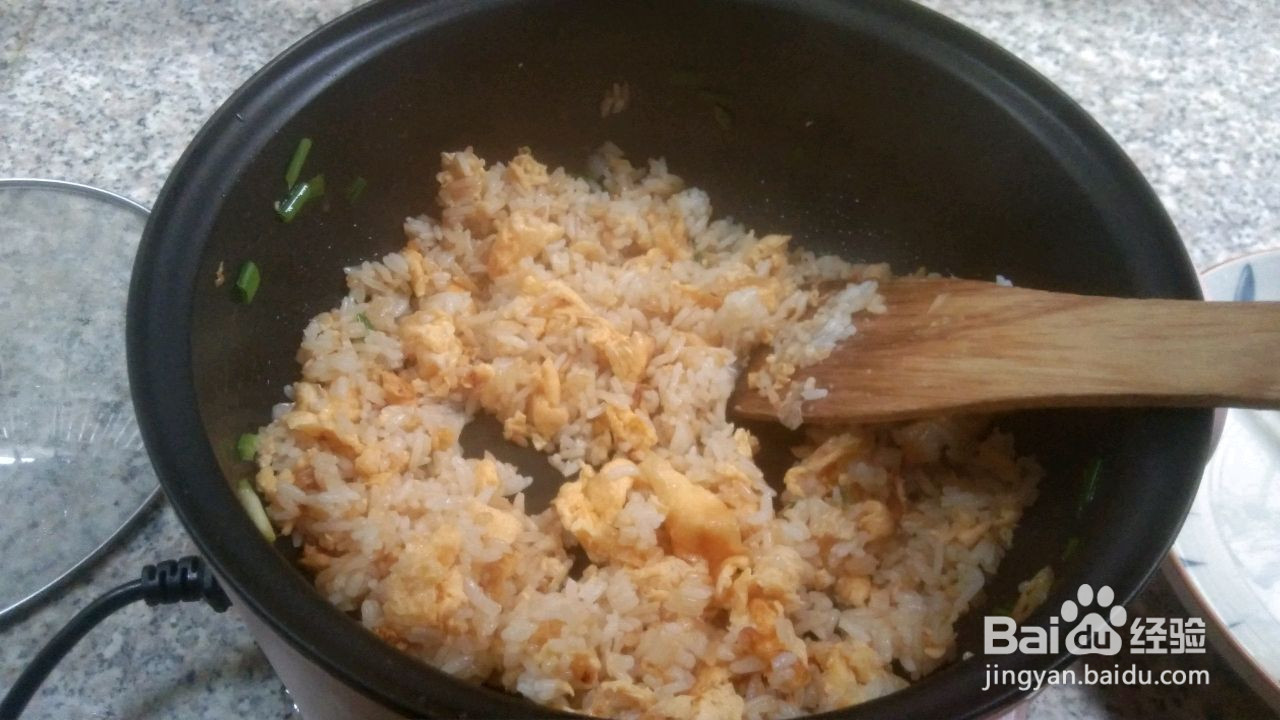 简单又美味的蛋炒饭的做法