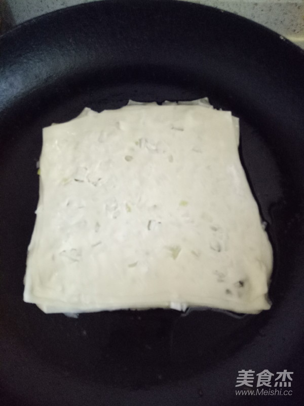 馄饨皮版葱油饼