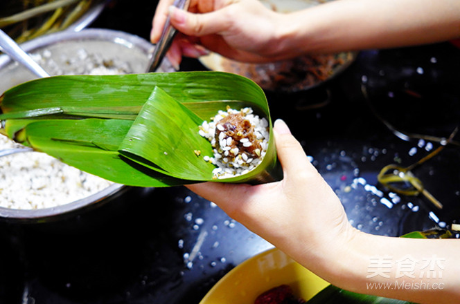浓情端阳传情苦荞豆沙粽飘香万里