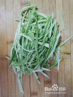 教你怎么做营养美味的西葫芦抱蛋