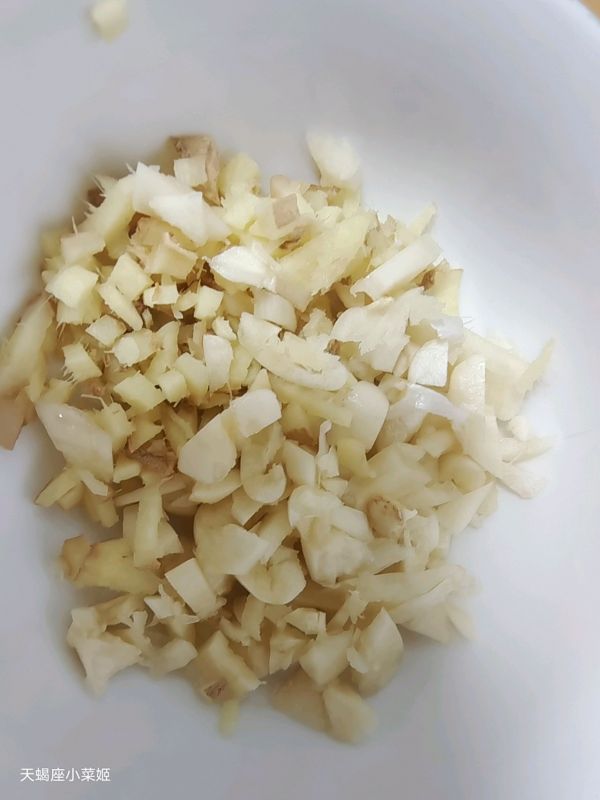 酱香肉段烧茄子