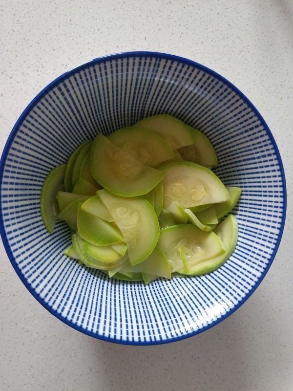 韩式辣拌西葫芦片