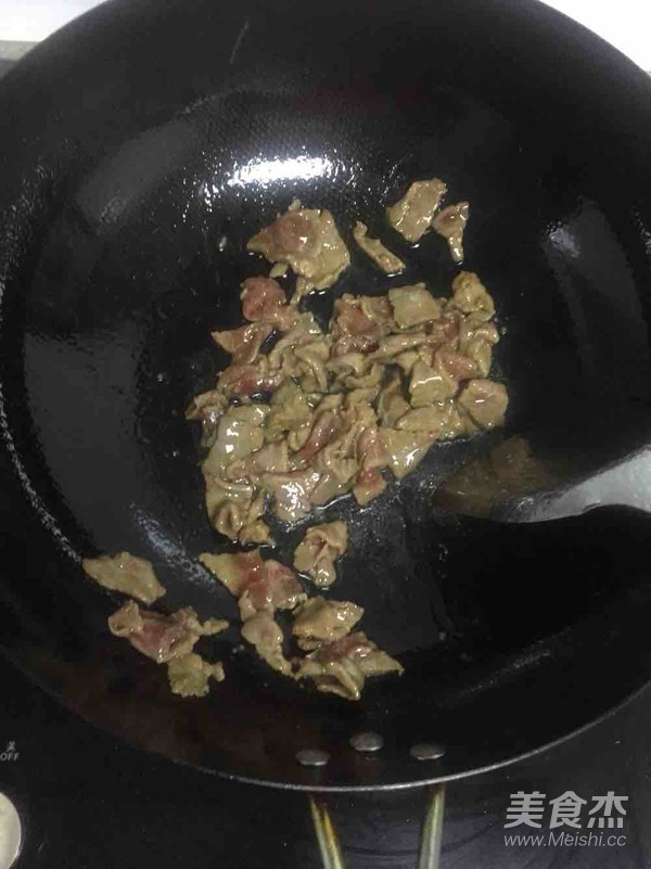 西芹炒牛肉的做法