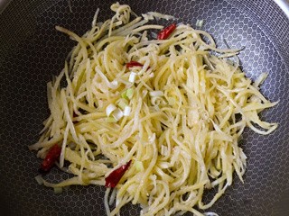 小炒土豆丝怎么做