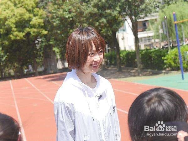 维密秀摔倒怎么办