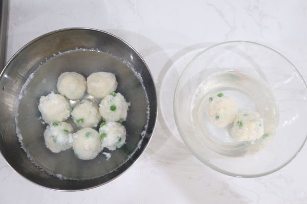 低脂茄汁鱼丸蔬菜汤