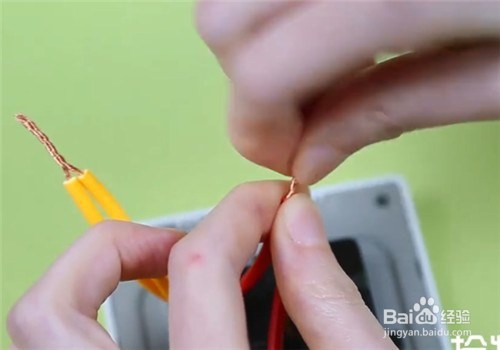 二根线如何接插座？