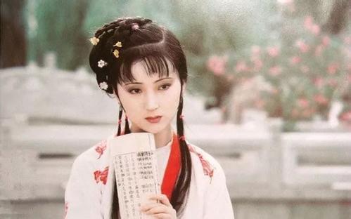 《红楼梦前》八十回和后四十回区别是什么