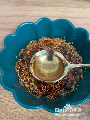 黑椒鸡丝荞麦面做法
