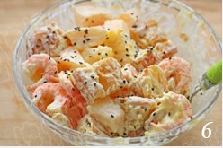 水果虾仁油条沙拉